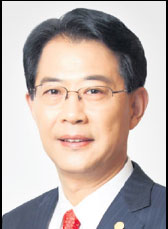 Finance plays key role in supporting real economy