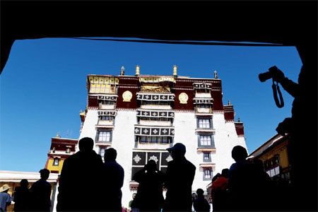 Little things make for better life in Tibet