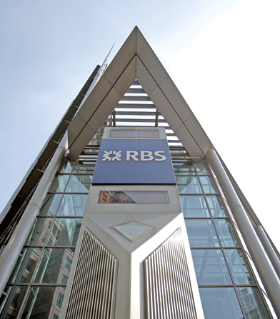 RBS report blames bank management, industry regulators