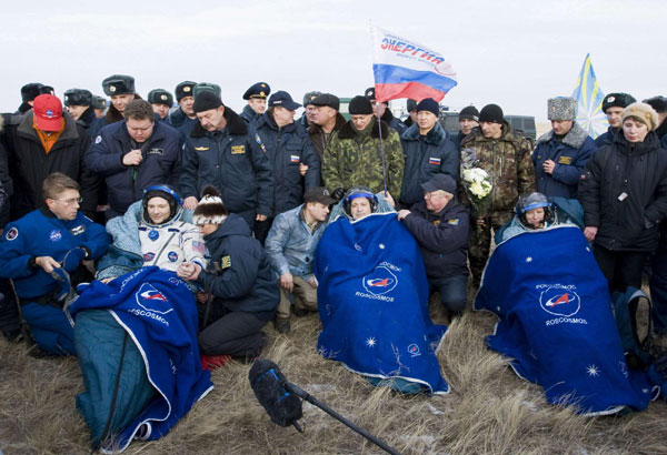 Russian Soyuz spacecraft lands safely in Kazakhstan