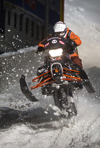 Snow mobile grand prix kicks off in Austria