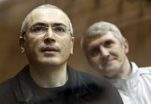 Judge keeps Khodorkovsky waiting for sentence