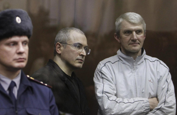 Russian tycoon Khodorkovsky gets 14-year sentence