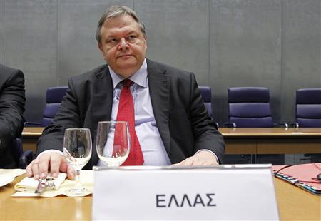 EU delays decision on emergency loans to Greece