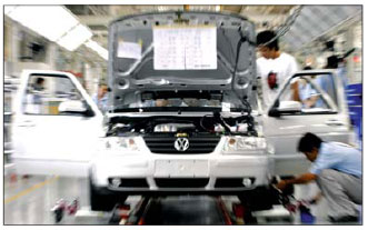 Torrid VW expansion: Two southern plants approved by NDRC