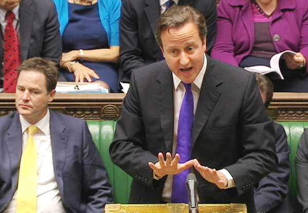 Alleged police leaks add pressure on Cameron, Murdoch