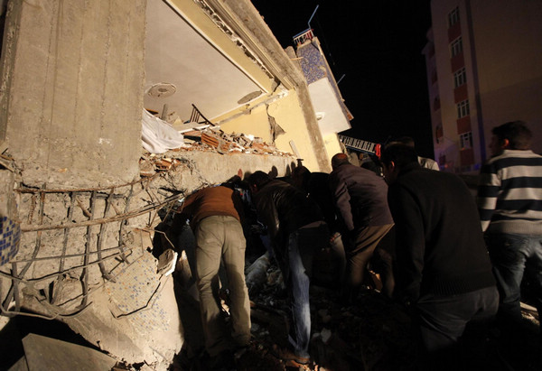 Death toll in Turkey earthquake rose to 279