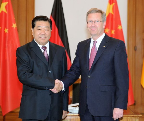 Top political advisor calls for closer Sino-German ties