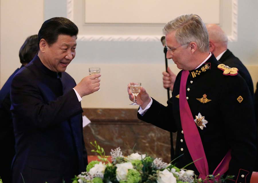 Xi attends gala dinner at Belgium palace