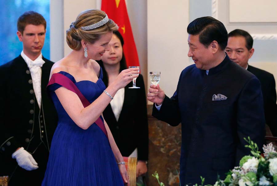 Xi attends gala dinner at Belgium palace