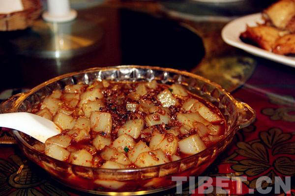 Enjoy unique catering culture in Tibet