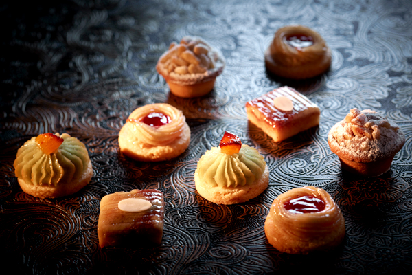 Luxury mooncakes