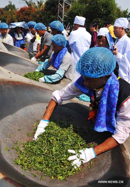 6th Menghai Tea King Carnival opens in Yunnan