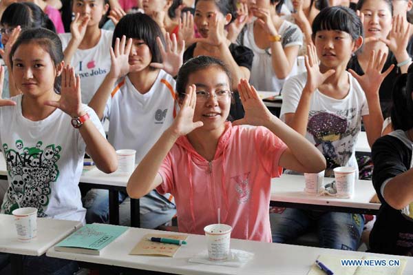 Classes held to teach local women traditional culture in Ningxia