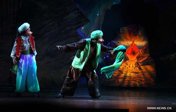 Puppet drama 'Ali Baba' staged in Jiangsu