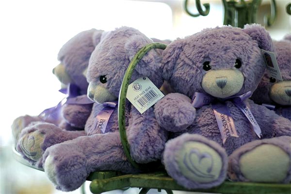 How much can a lavender bear?