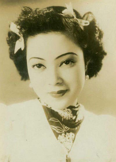 Songstress Li Xianglan dies at 94