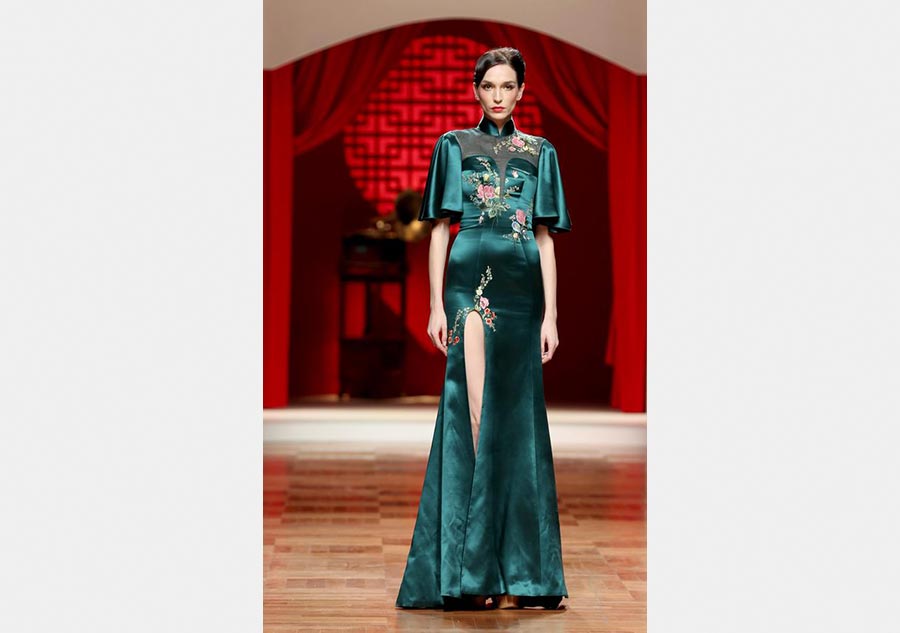 China Fashion Week: NE TIGER 2017 haute couture
