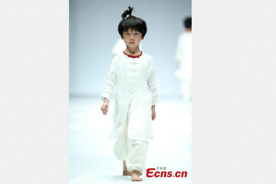 Children's fashion with Han costume style displayed in Beijing
