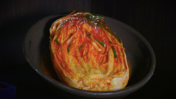 Chinese-made kimchi aims to conquer Korean dinner tables
