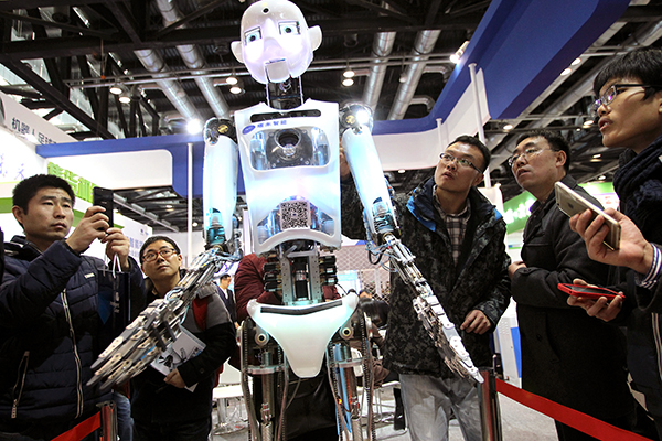 Unlike many other countries, robots a bonus for Japan