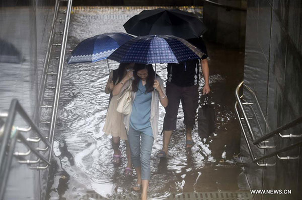 Heavy downpours and ways to tackle them
