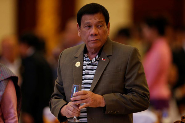US should support Beijing and Manila normalizing ties