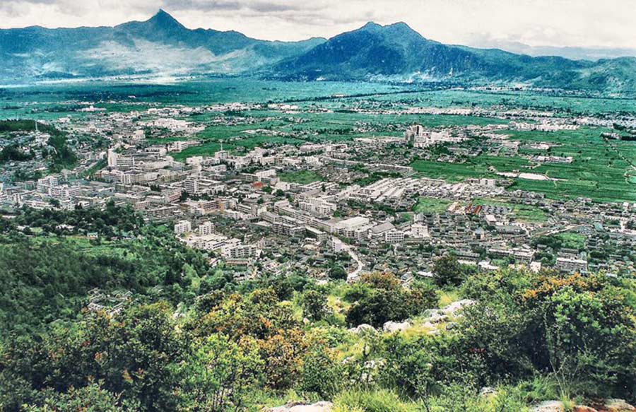 'Beyond the Clouds' - Lijiang in 1995