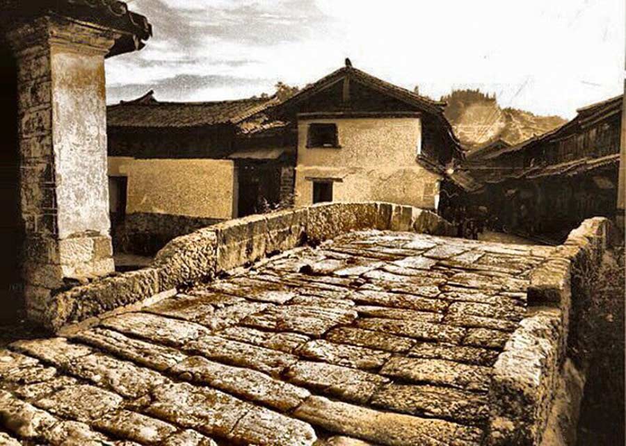 'Beyond the Clouds' - Lijiang in 1995