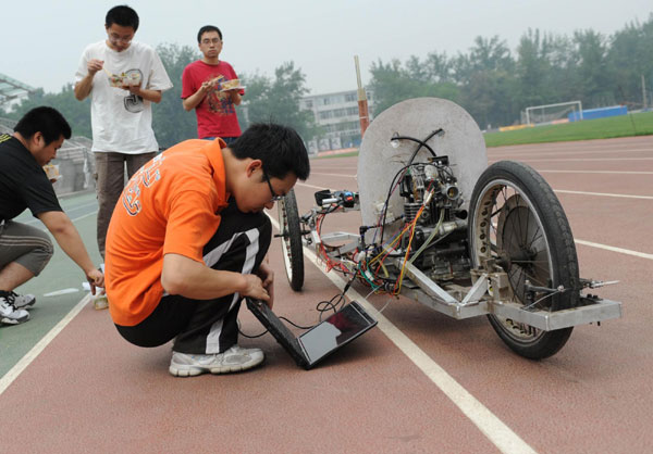 Energy-saving car club prepares for big race