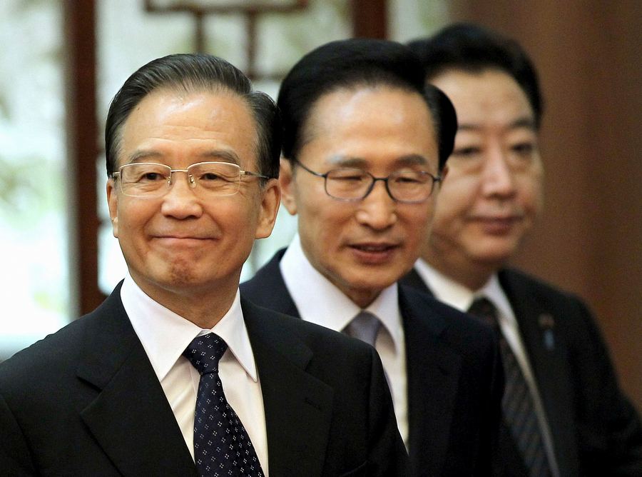 Wen Jiabao's decade of diplomacy photo album