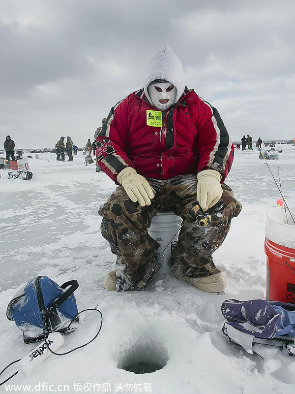 World's biggest ice fishing contest in Minnesota