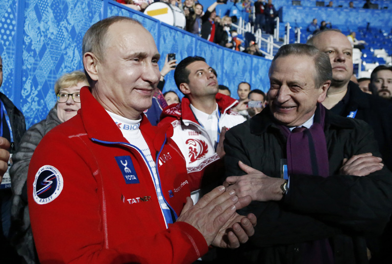 Putin applauds Russian figure skating team