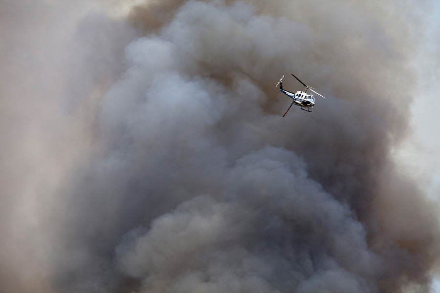 California wildfire: New blaze erupts