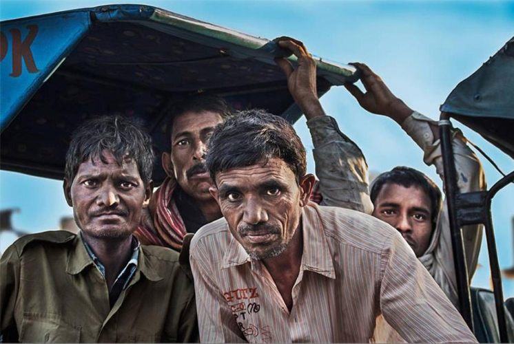 Photos capture life in northern India