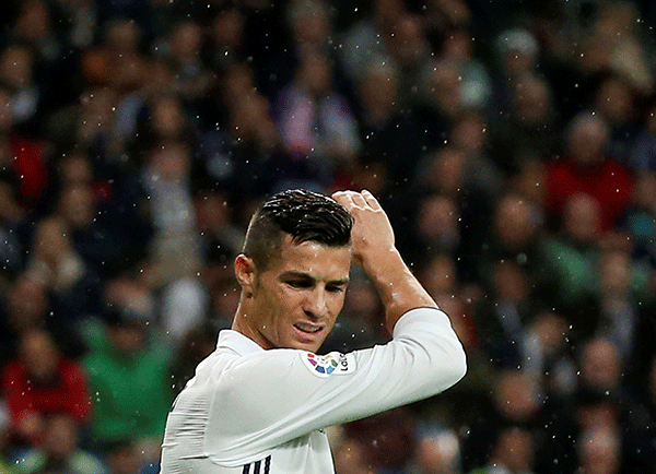 Messi, Ronaldo resume rivalry for Ballon d'Or