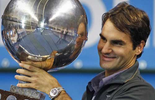 Federer matches Sampras haul of 64 ATP titles
