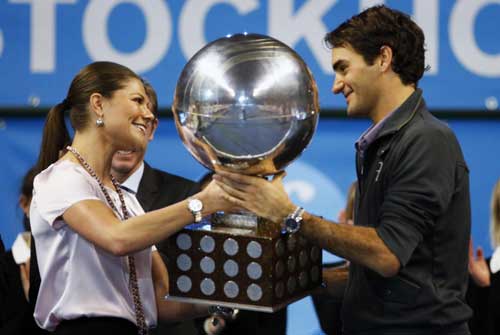 Federer matches Sampras haul of 64 ATP titles