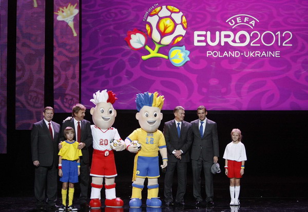 UEFA EURO 2012 mascots unveiled