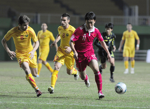 China beats Macedonia in Asian cup warm-up