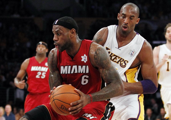 Heat beats Lakers in Christmas clash