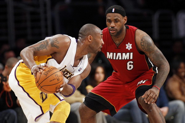 Heat beats Lakers in Christmas clash