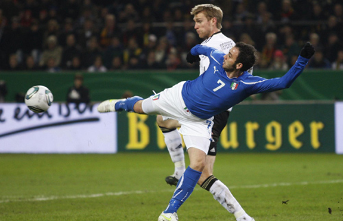 Germany ties 1-1 with Italy in friendly soccer match