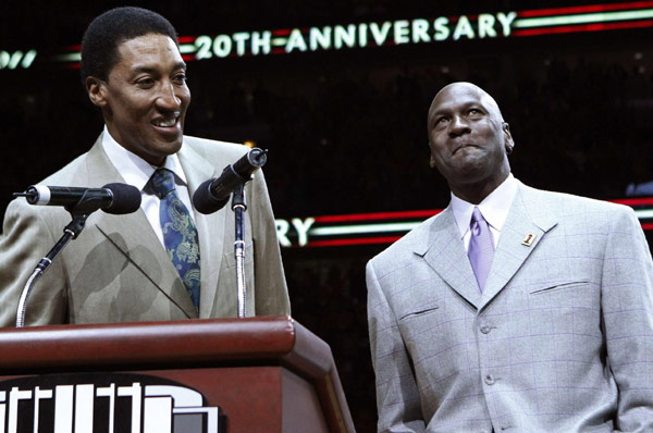 Jordan, Pippen attend Bulls' 1st NBA title celebration