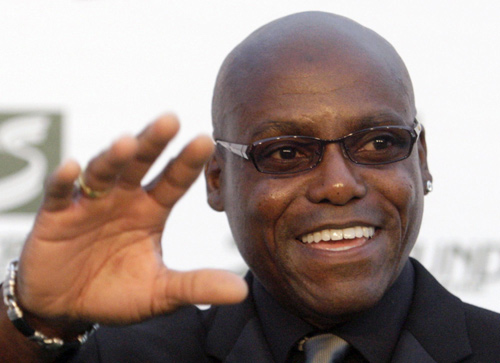 Olympic superstar Carl Lewis jumps into politics
