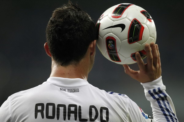 Ronaldo makes history as Madrid put 8 past Almeria