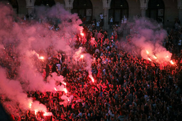 Wisla Krakow fans celebrate Poland league title