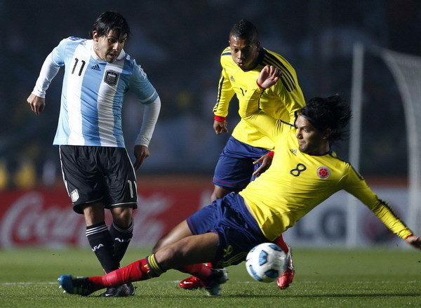 Argentina stumbles to another Copa draw