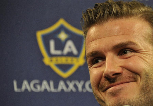 David Beckham re-signs with LA Galaxy