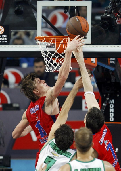 Olympiakos, CSKA advance to Euroleague final